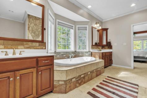 5265 E 850 N Kendallville IN 46755