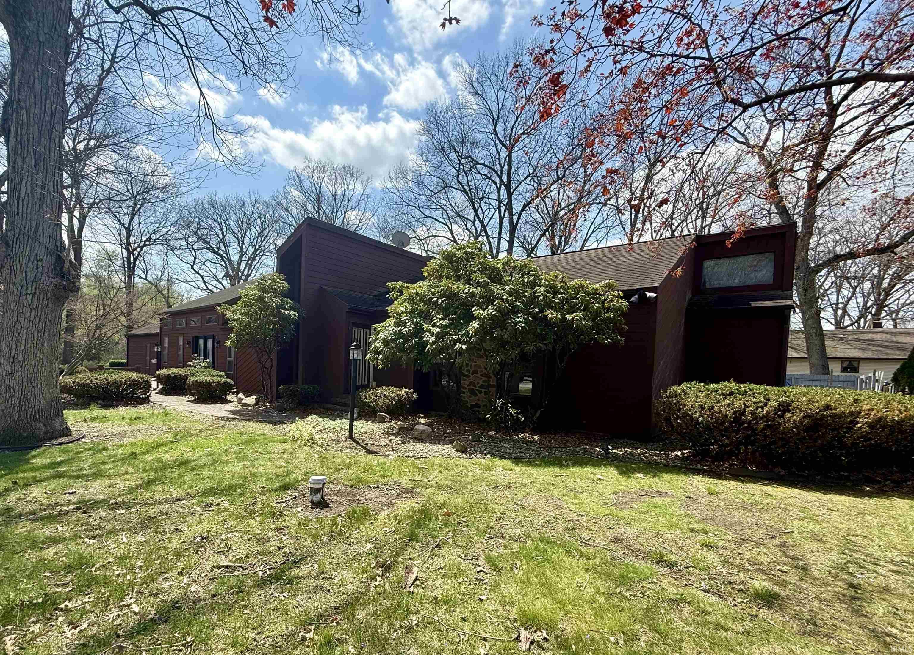 471 N 48 E Winamac IN 46996