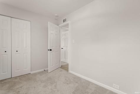 4609 Meadow Lane South Bend IN 46619