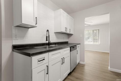 4609 Meadow Lane South Bend IN 46619