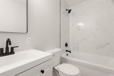 4609 Meadow Lane South Bend IN 46619