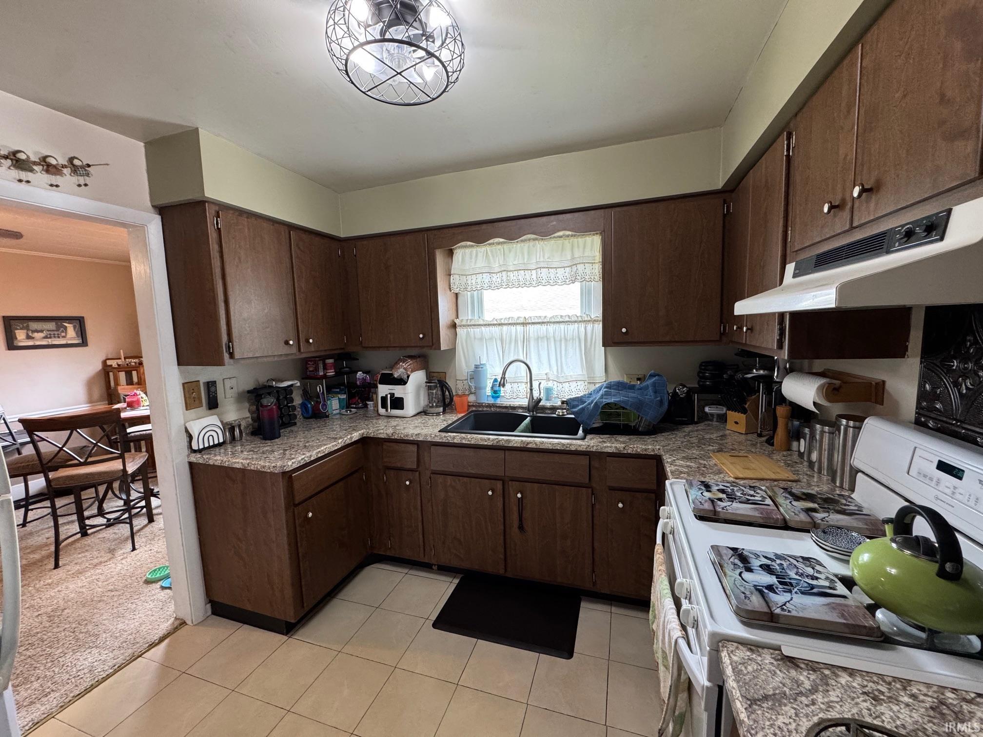3513 Pleasant Street South Bend IN 46615