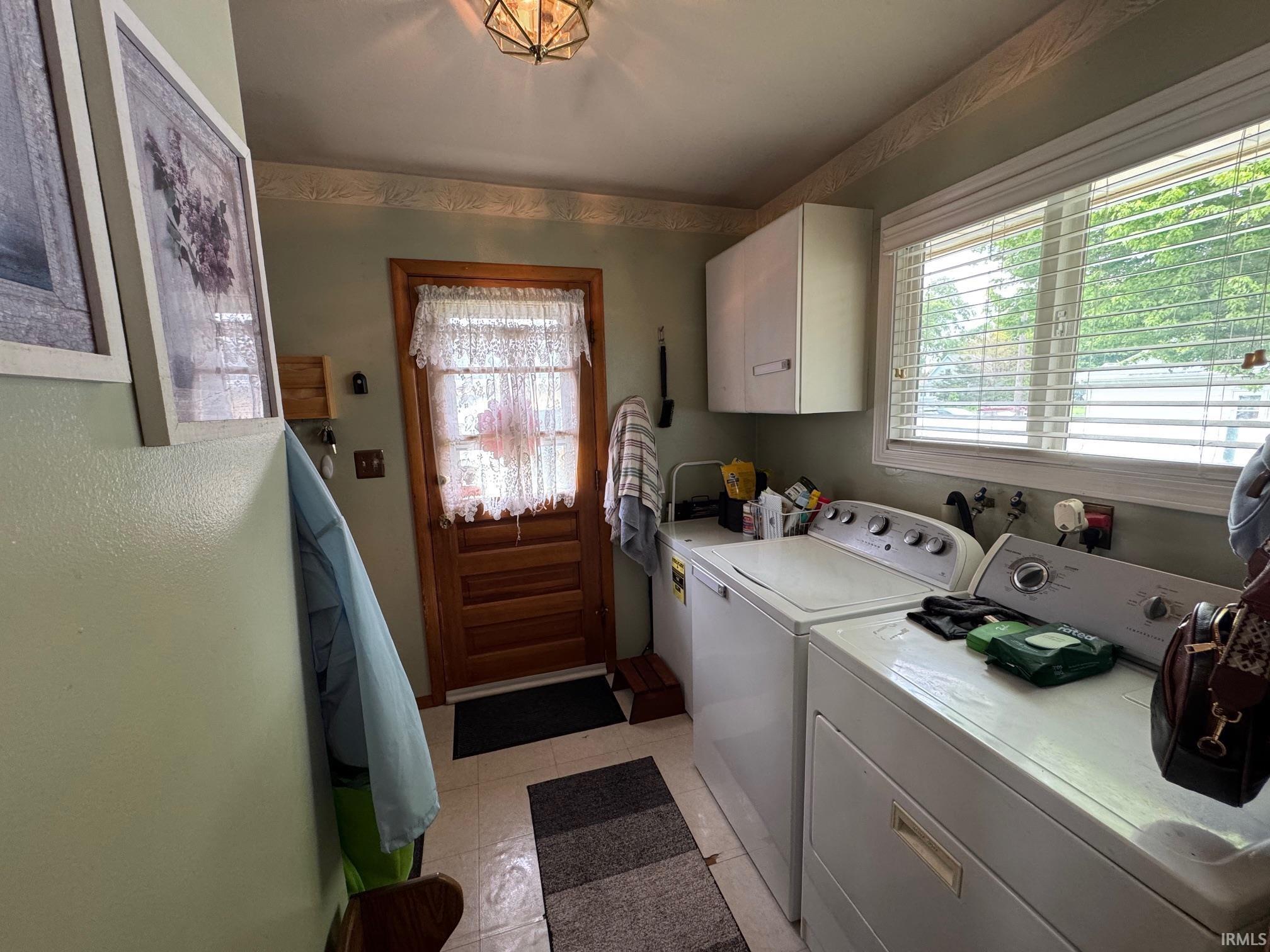 3513 Pleasant Street South Bend IN 46615