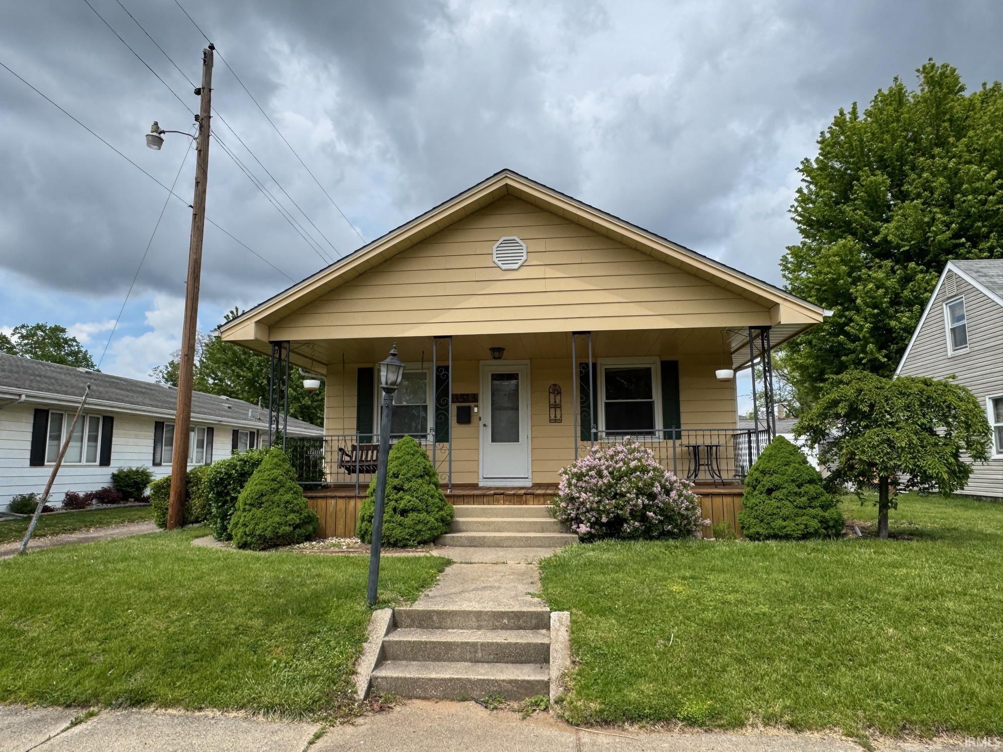 3513 Pleasant Street South Bend IN 46615