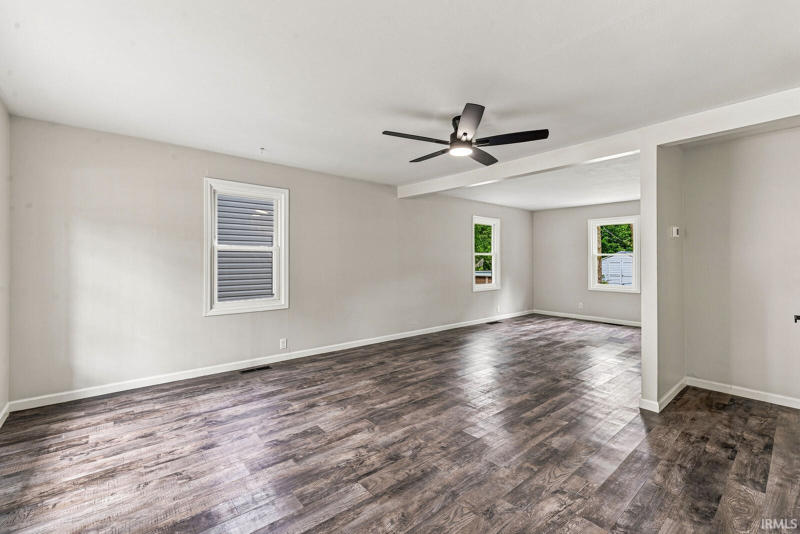 554 Ivy Court Nappanee IN 46550