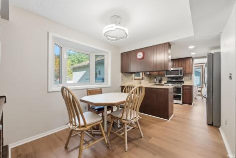 1310 Windsor Woods Boulevard Fort Wayne IN 46845