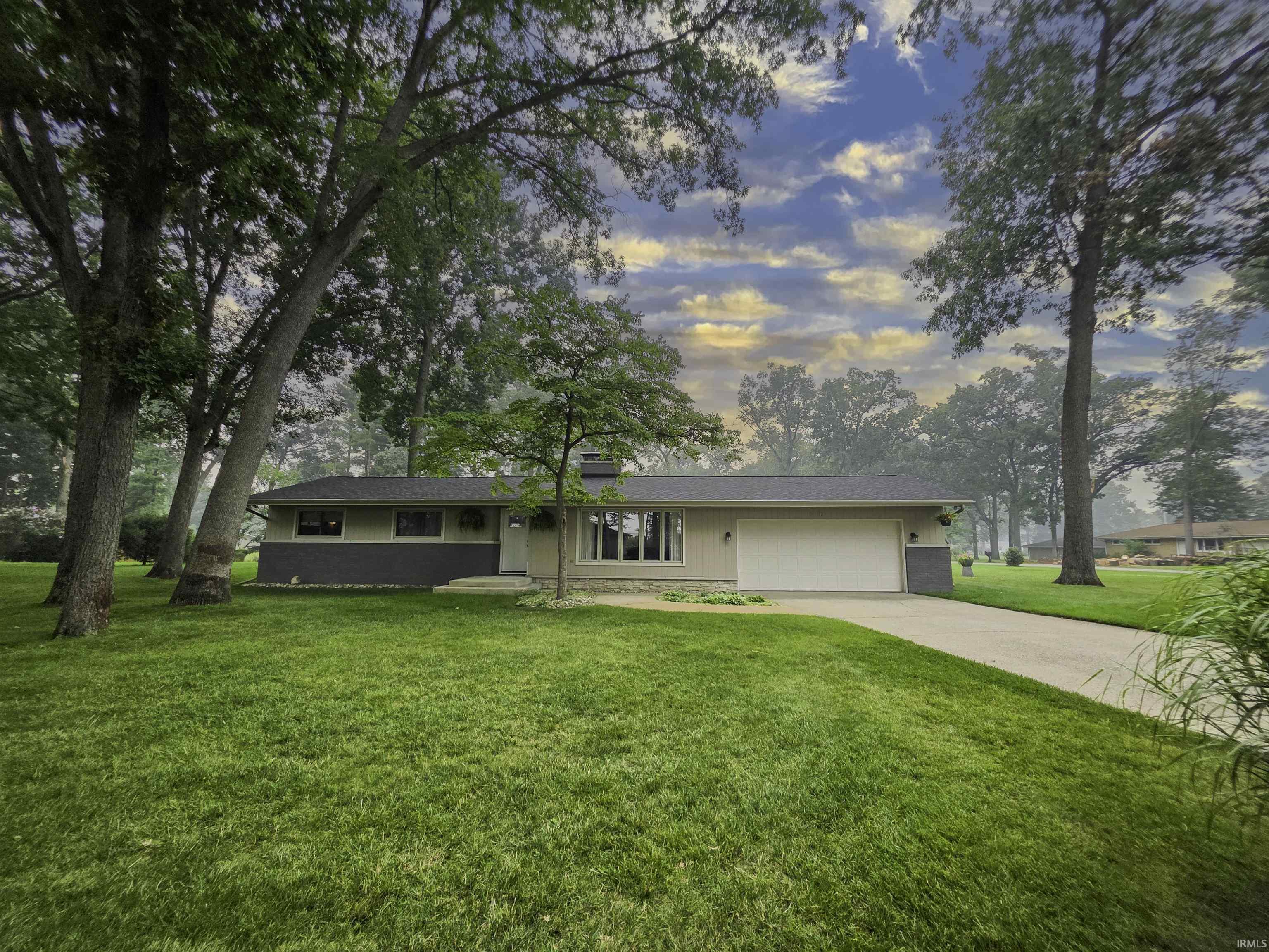 28812 Oakwood Place Elkhart IN 46514