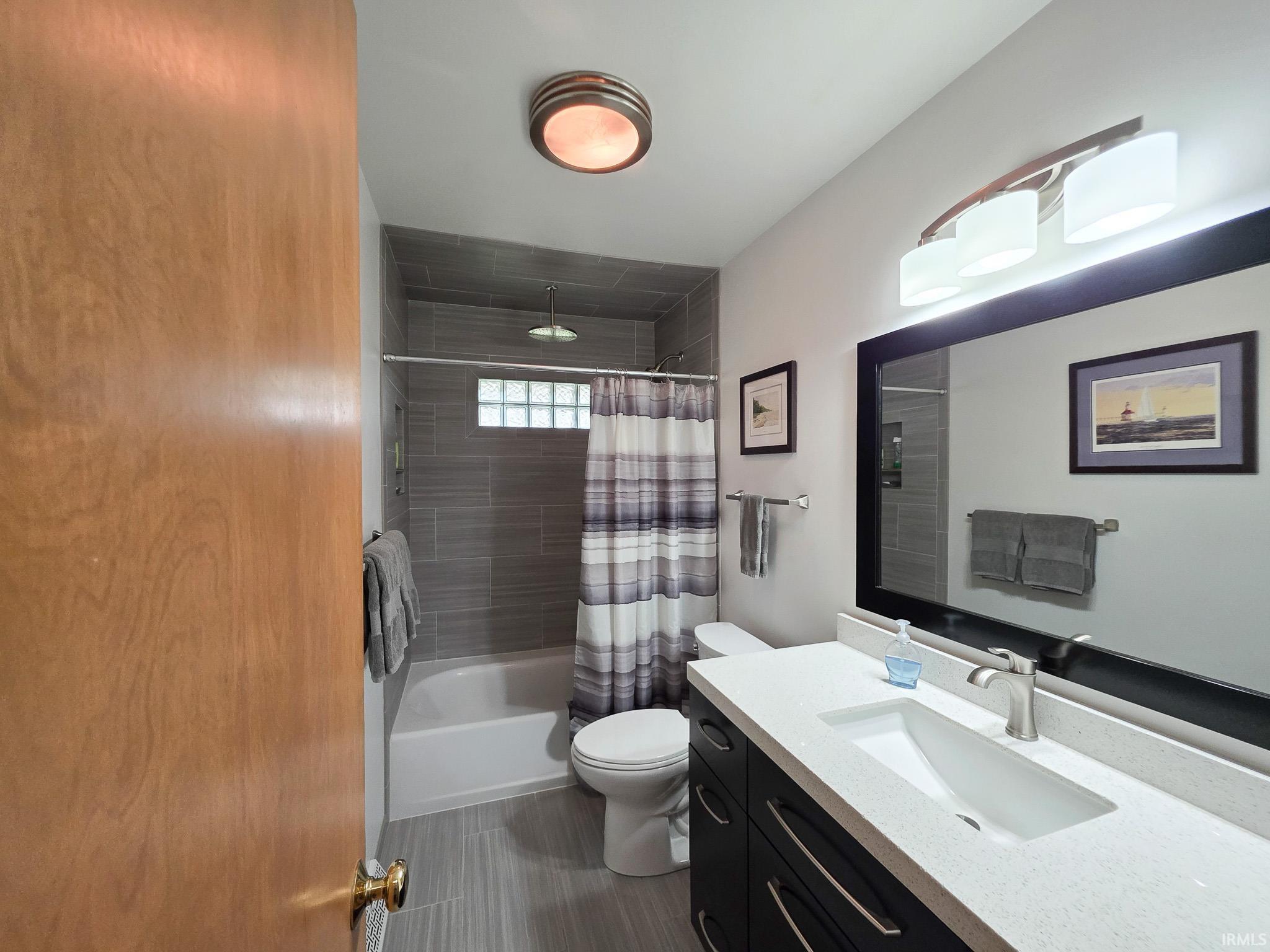 28812 Oakwood Place Elkhart IN 46514