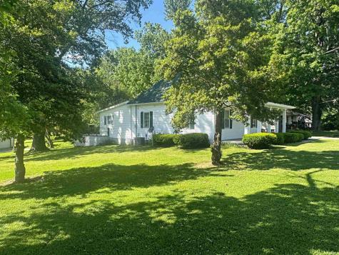 1725 Bedford Road Washington IN 47501
