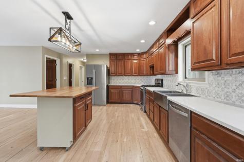 1080 North Shore Drive Rome City IN 46784