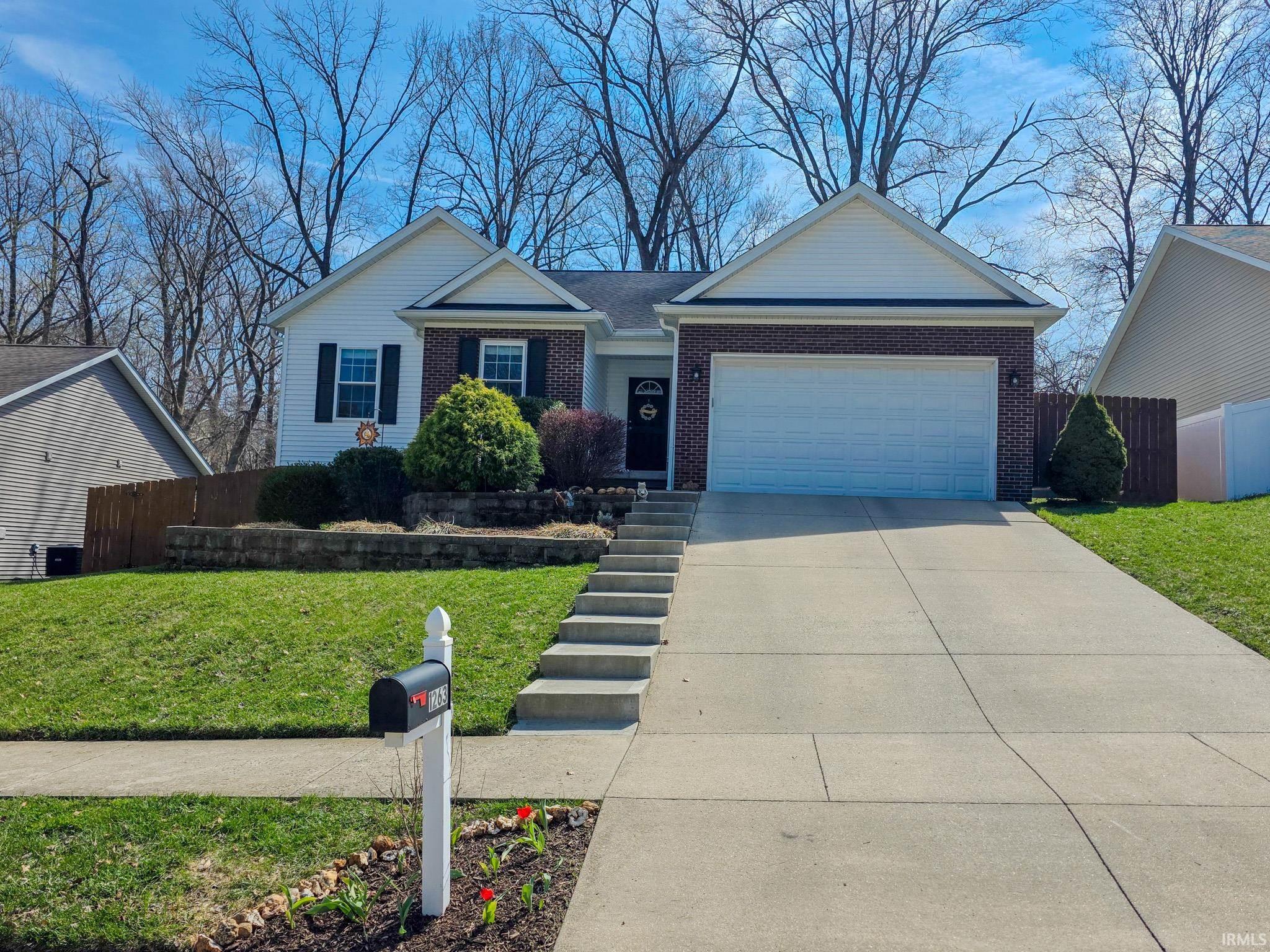 1263 W Countryside Lane Bloomington IN 47403