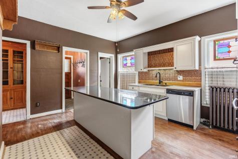 206 S Main Street Ligonier IN 46767