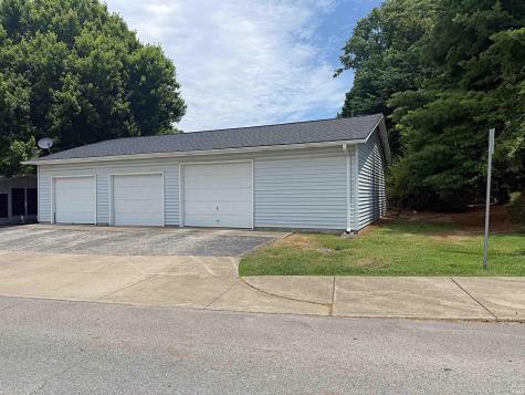 409 Butcher Boulevard Loogootee IN 47553