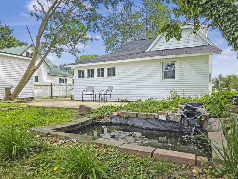 290 NW G Street Linton IN 47441