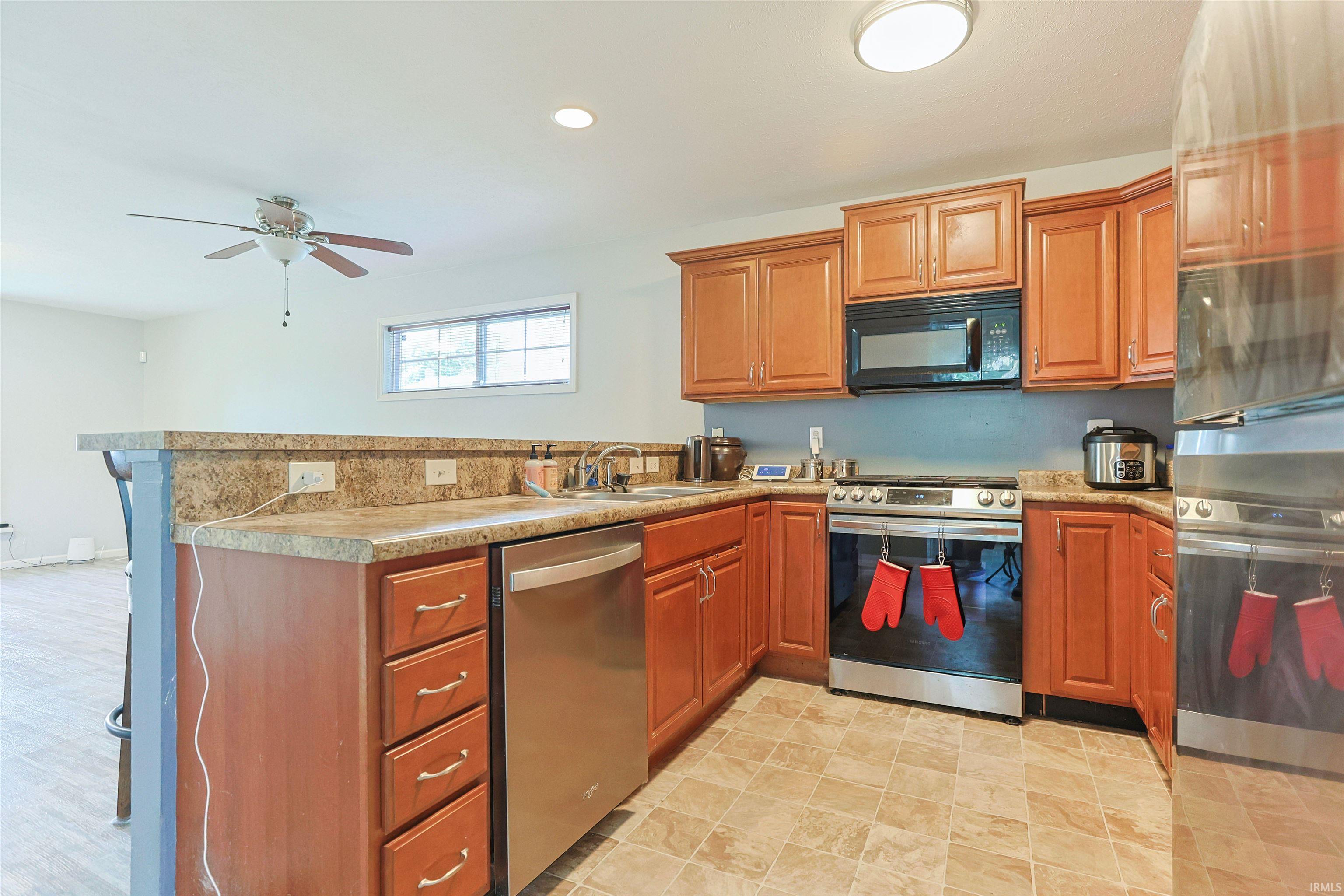 422 E Grove Street Mishawaka IN 46545
