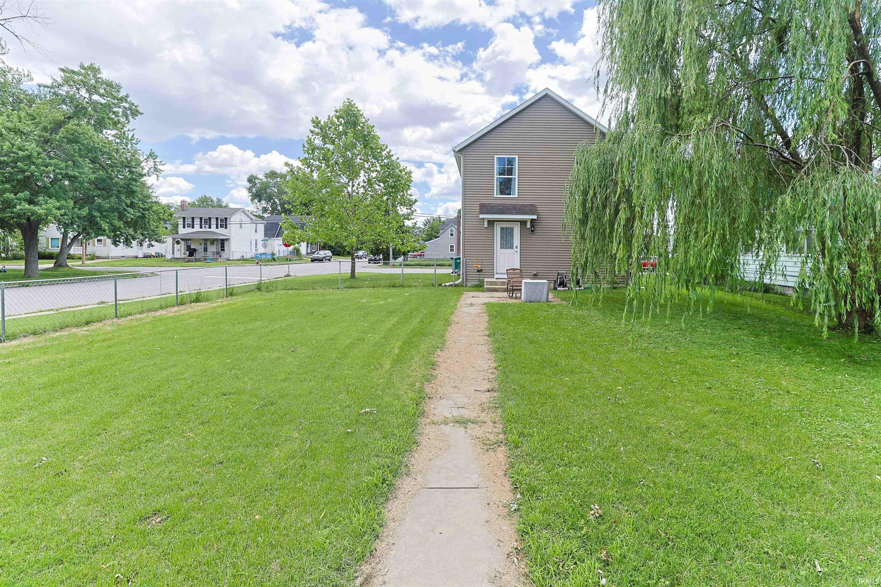422 E Grove Street Mishawaka IN 46545