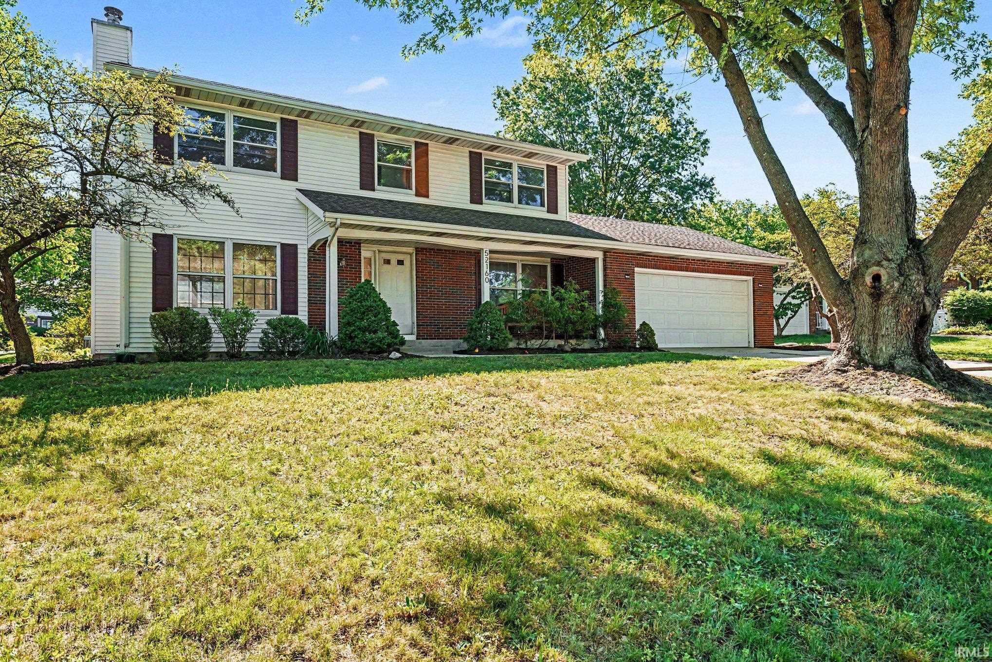 52160 Trinity Court South Bend IN 46637