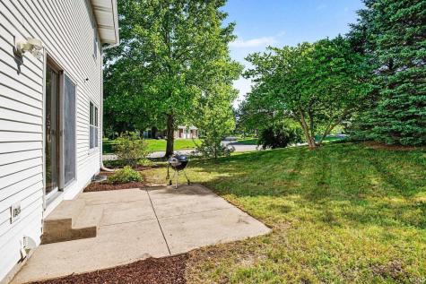 52160 Trinity Court South Bend IN 46637