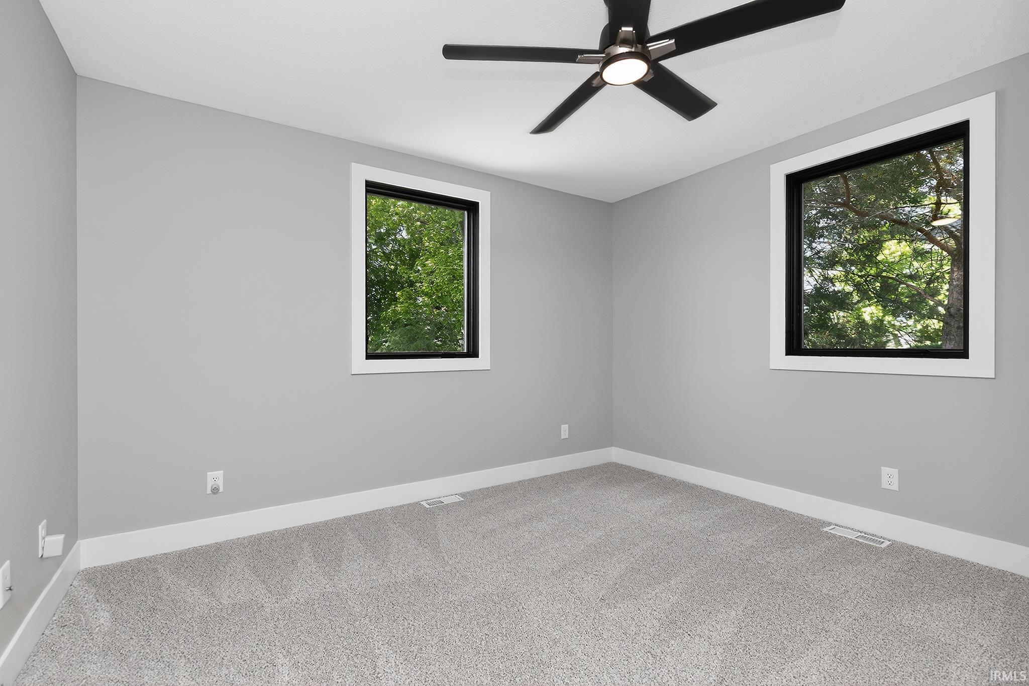 55981 Riverdale Drive Elkhart IN 46514