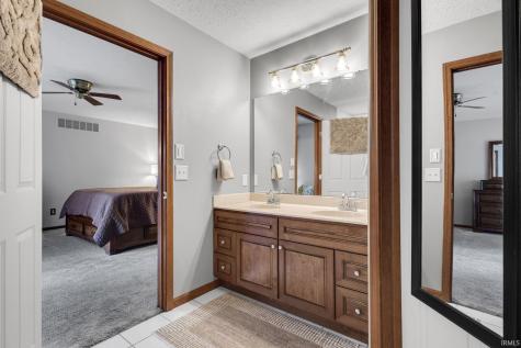 25612 Shorewood Court South Bend IN 46619