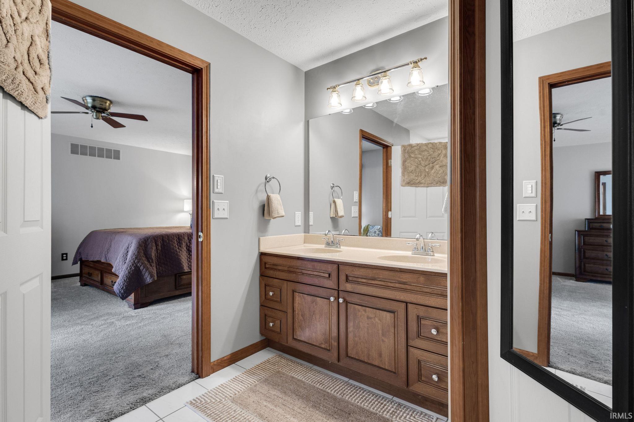 25612 Shorewood Court South Bend IN 46619