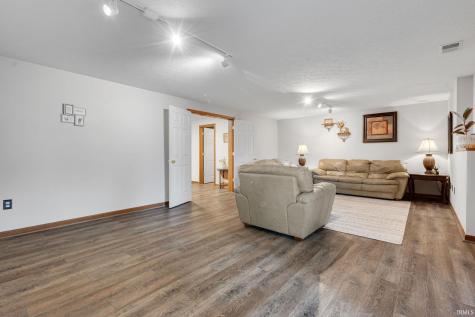 25612 Shorewood Court South Bend IN 46619