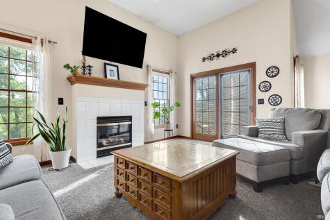 25612 Shorewood Court South Bend IN 46619