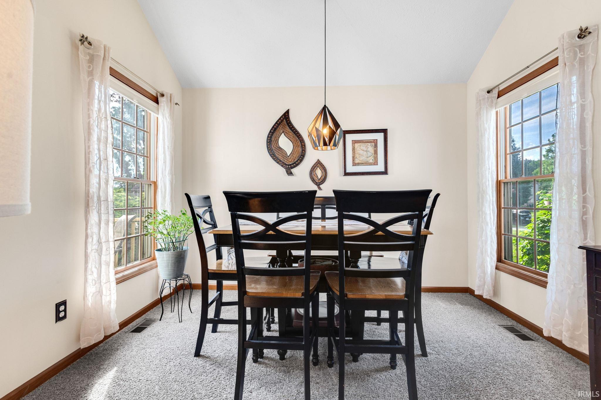 25612 Shorewood Court South Bend IN 46619