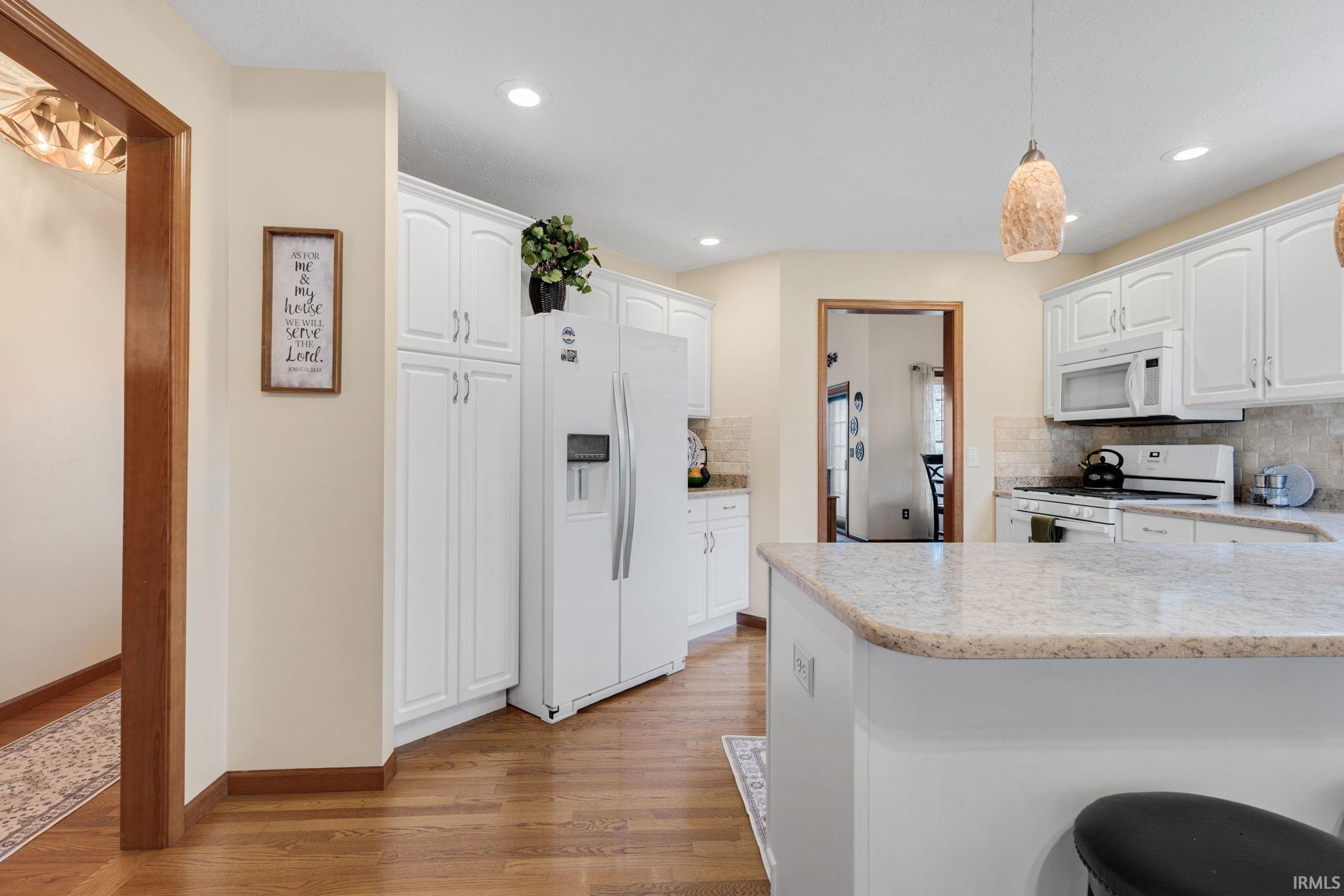 25612 Shorewood Court South Bend IN 46619