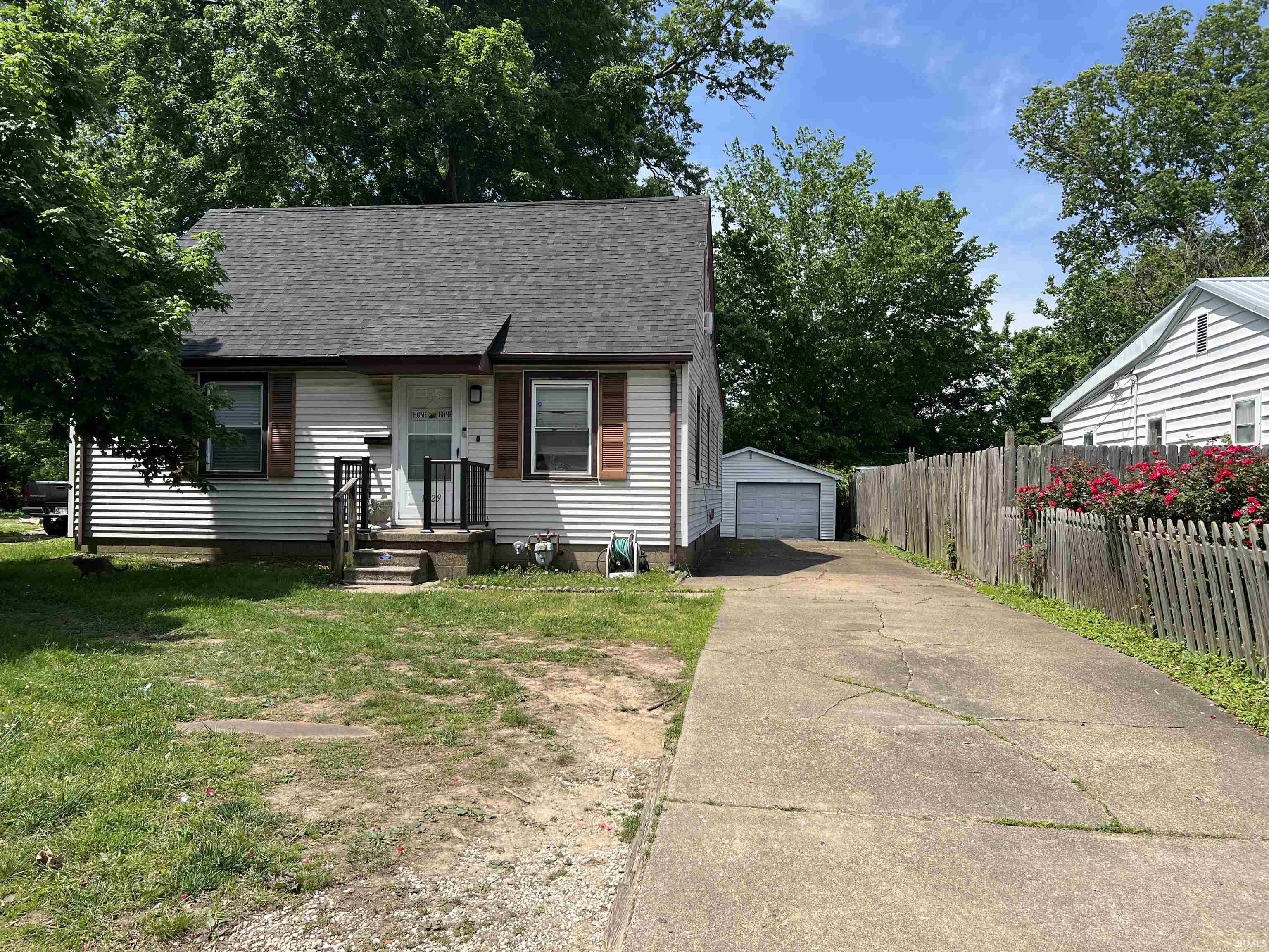 1829 Marshall Avenue Evansville IN 47714