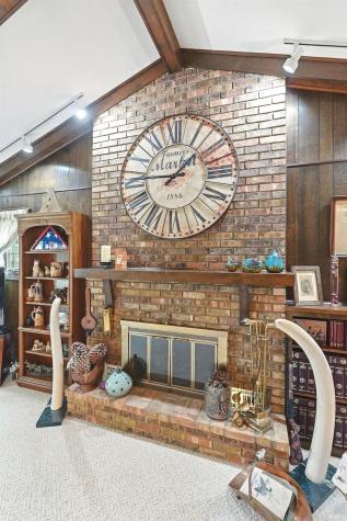 5922 Vance Avenue Fort Wayne IN 46815