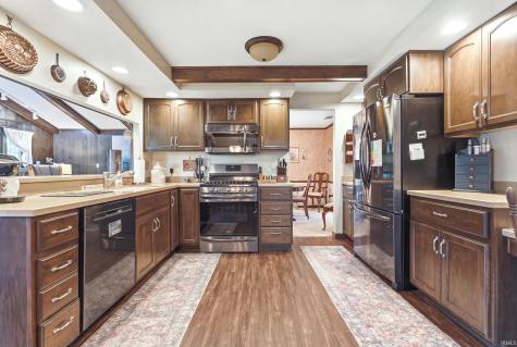 5922 Vance Avenue Fort Wayne IN 46815