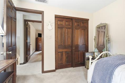 5922 Vance Avenue Fort Wayne IN 46815