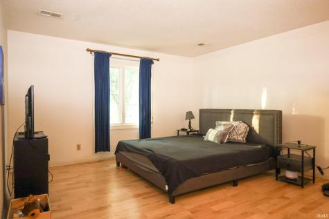 1140 Brookshire Drive Evansville IN 47715