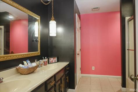 1140 Brookshire Drive Evansville IN 47715