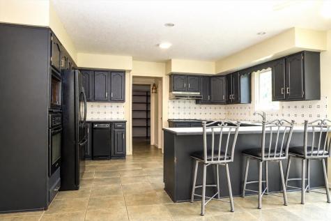 1140 Brookshire Drive Evansville IN 47715