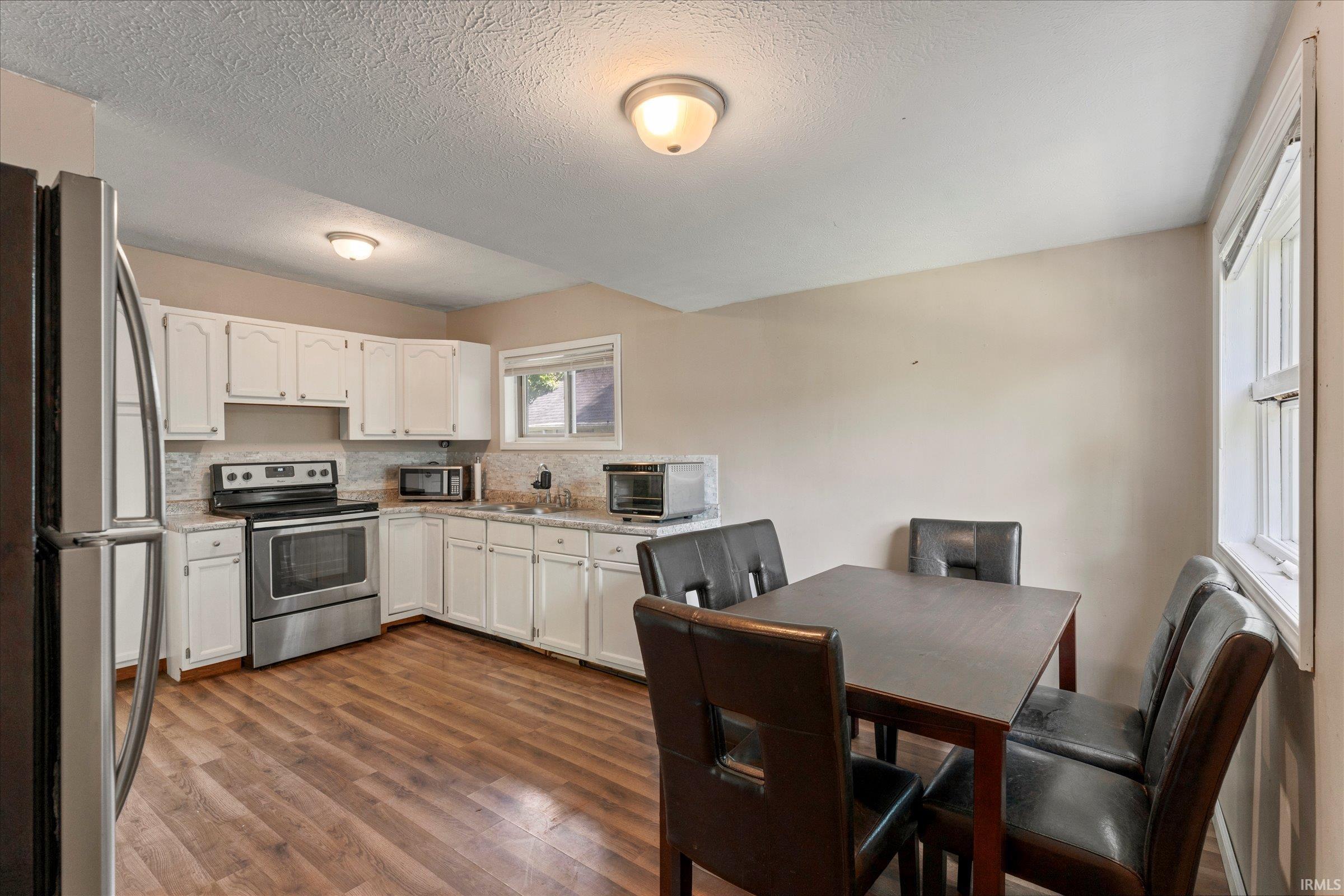 1218 Kinyon Street South Bend IN 46616