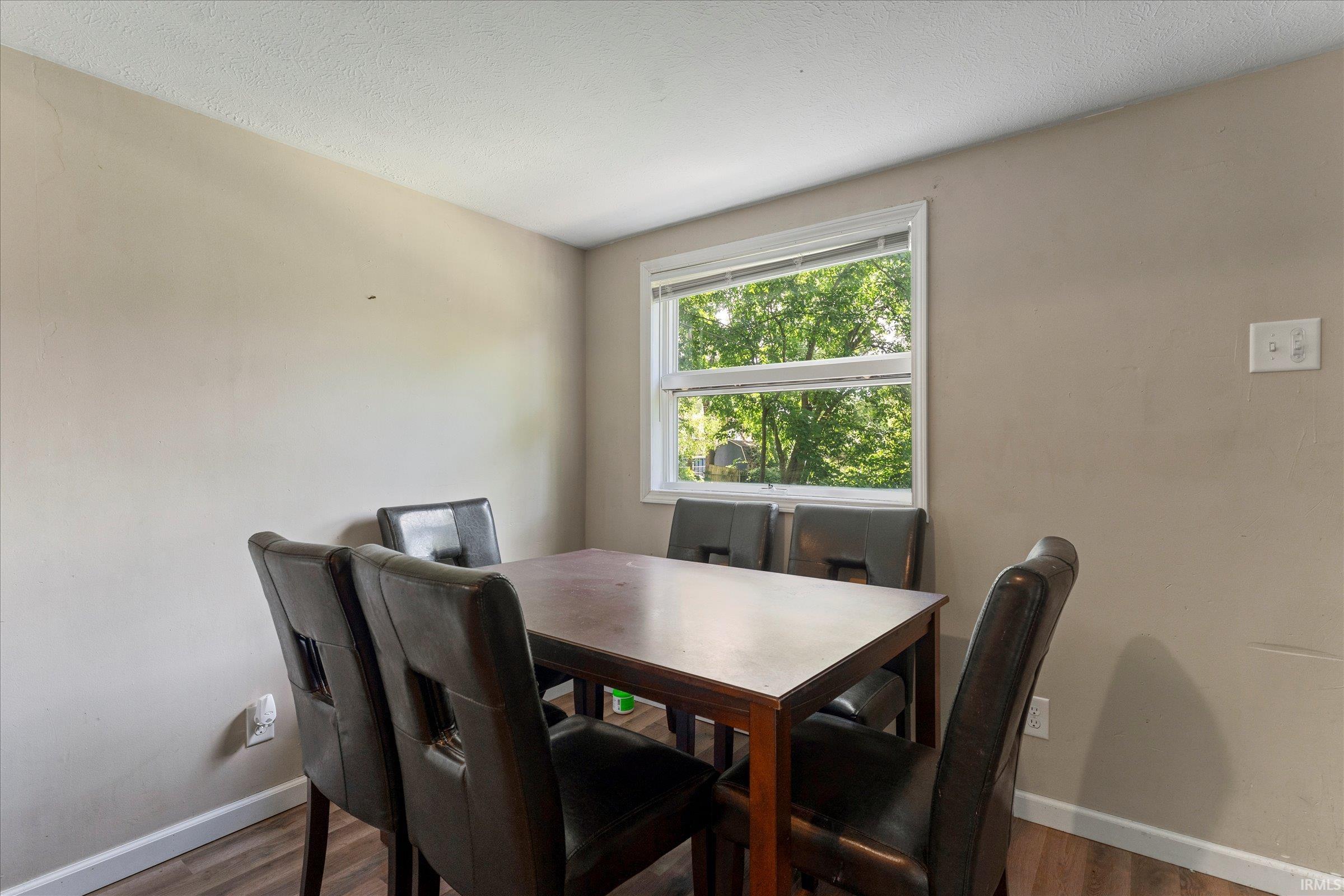 1218 Kinyon Street South Bend IN 46616