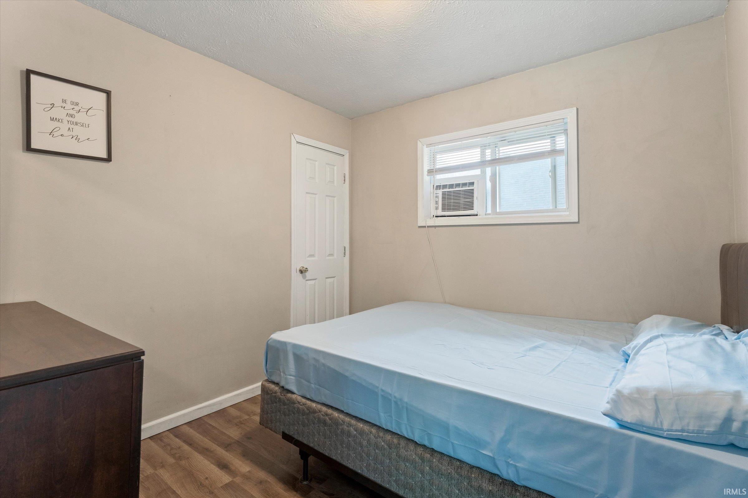 1218 Kinyon Street South Bend IN 46616