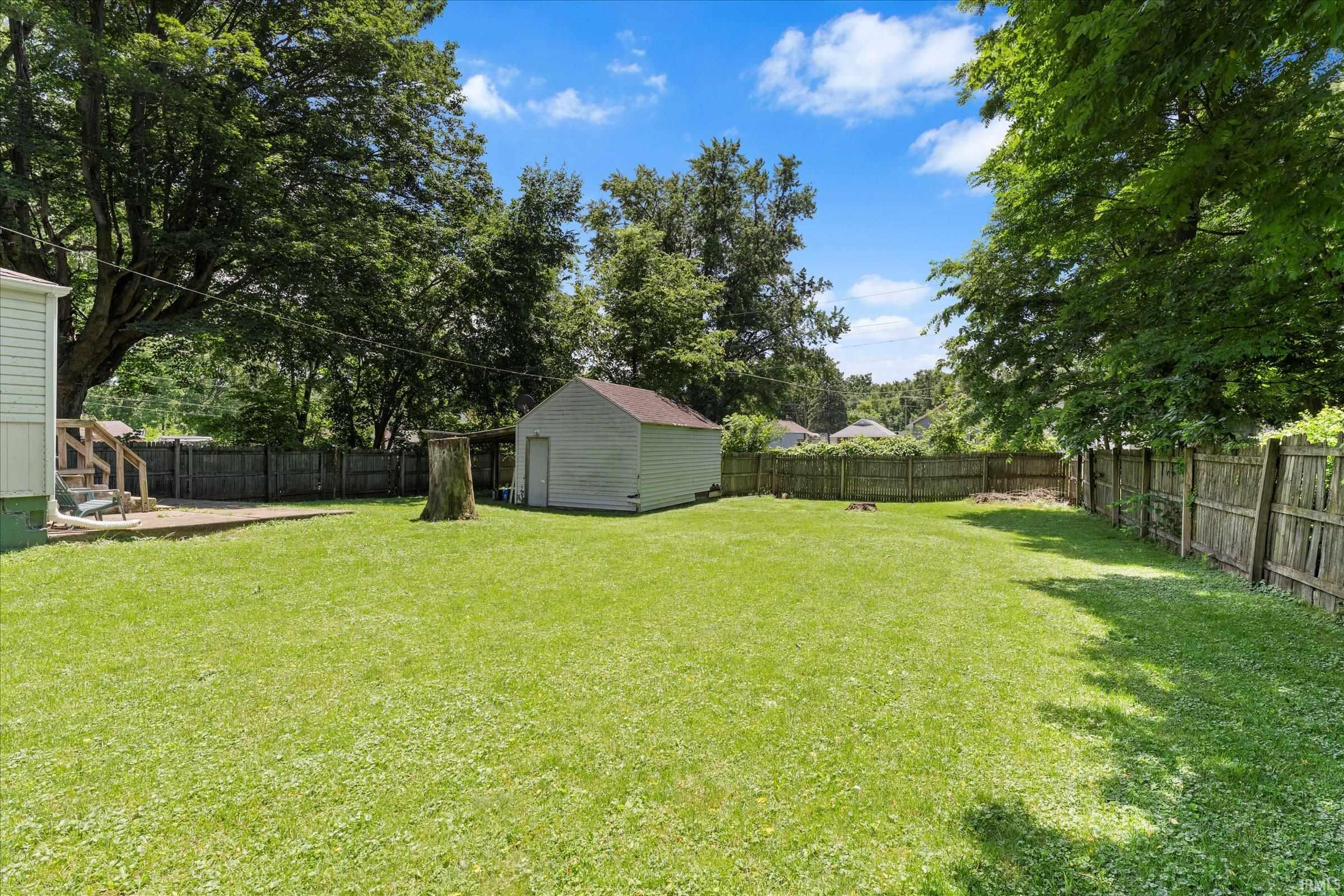 1218 Kinyon Street South Bend IN 46616