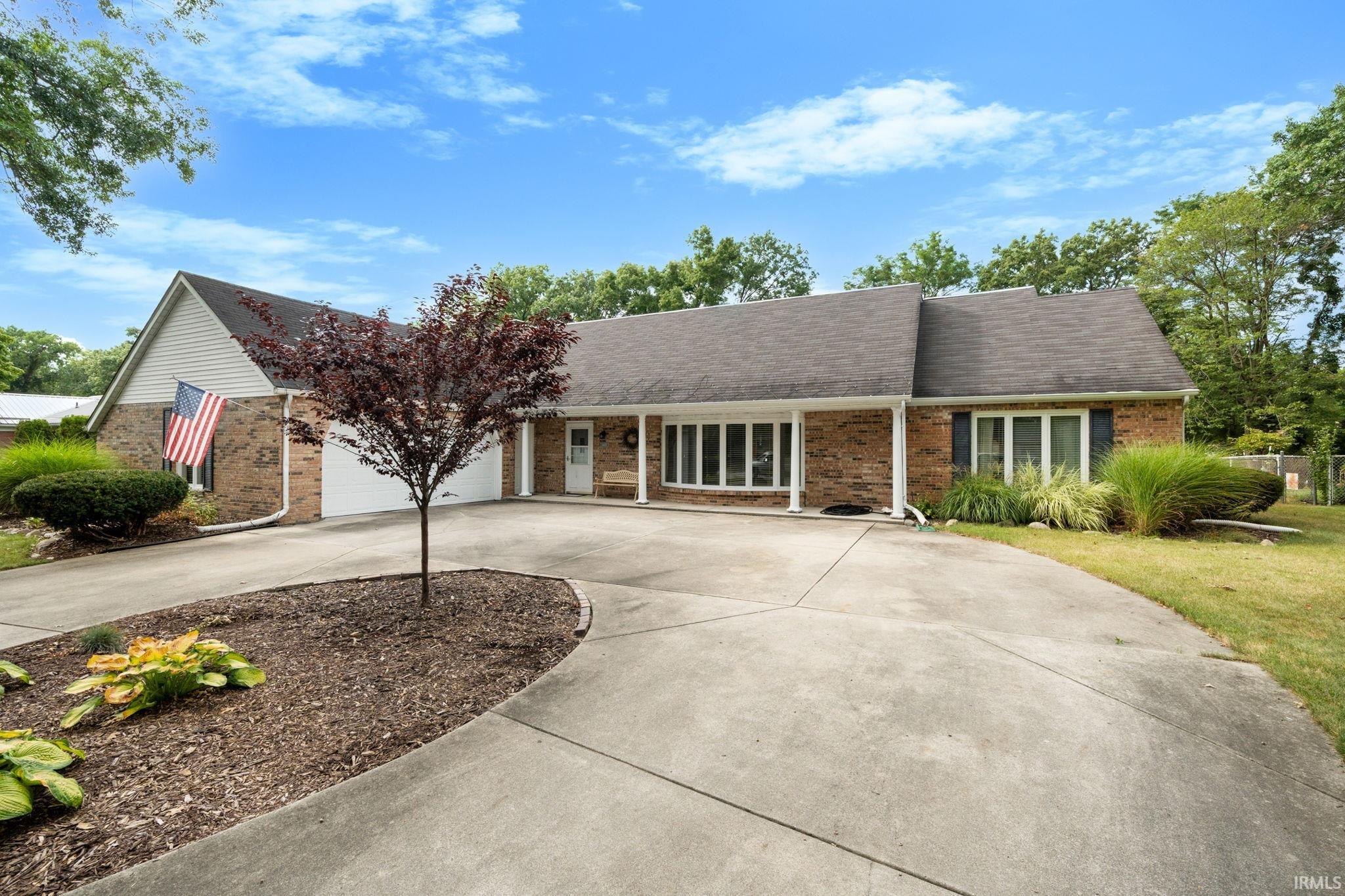 15669 Hearthstone Drive Mishawaka IN 46545