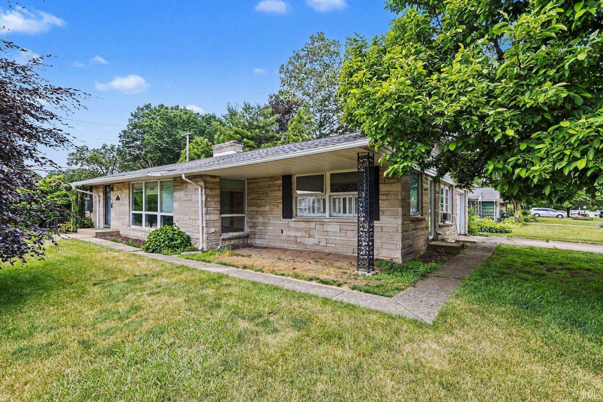 1733 Southwood Avenue South Bend IN 46615