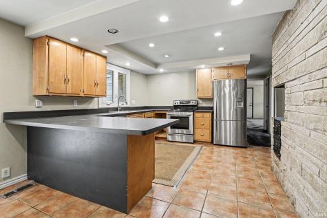 1733 Southwood Avenue South Bend IN 46615