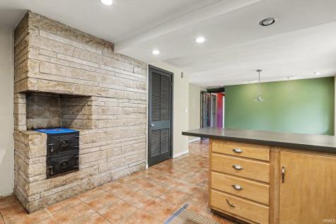 1733 Southwood Avenue South Bend IN 46615