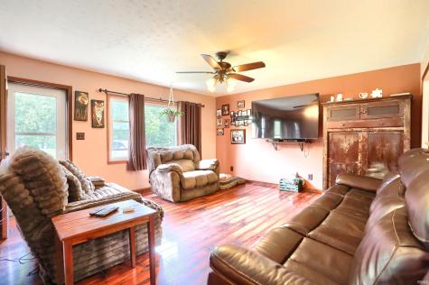 1609 S Country Club Road Warsaw IN 46580