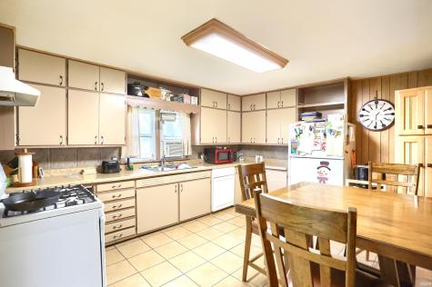 1609 S Country Club Road Warsaw IN 46580