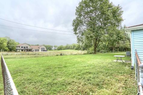 1609 S Country Club Road Warsaw IN 46580