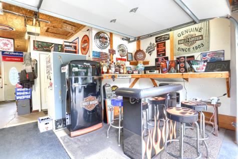 1609 S Country Club Road Warsaw IN 46580
