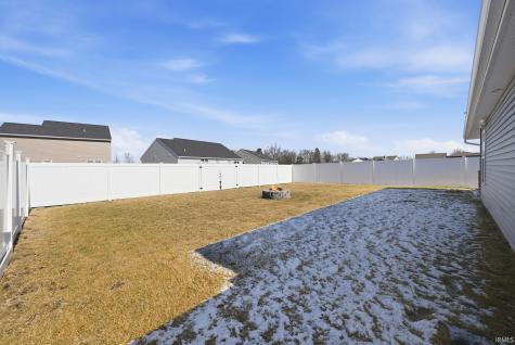 10491 Fieldlight Boulevard Fort Wayne IN 46835