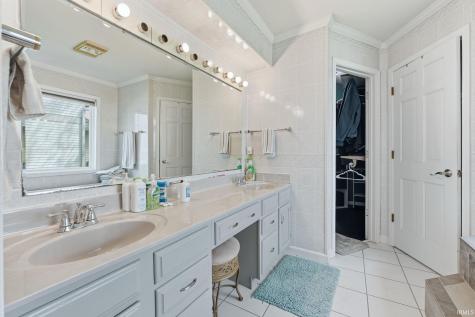 8916 Spring Forest Drive Fort Wayne IN 46804